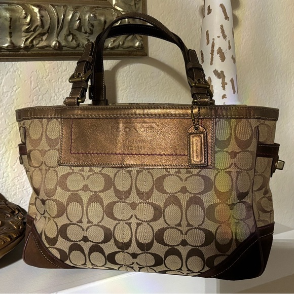 Coach Tan and Brown Signature Tote - Picture 4 of 16